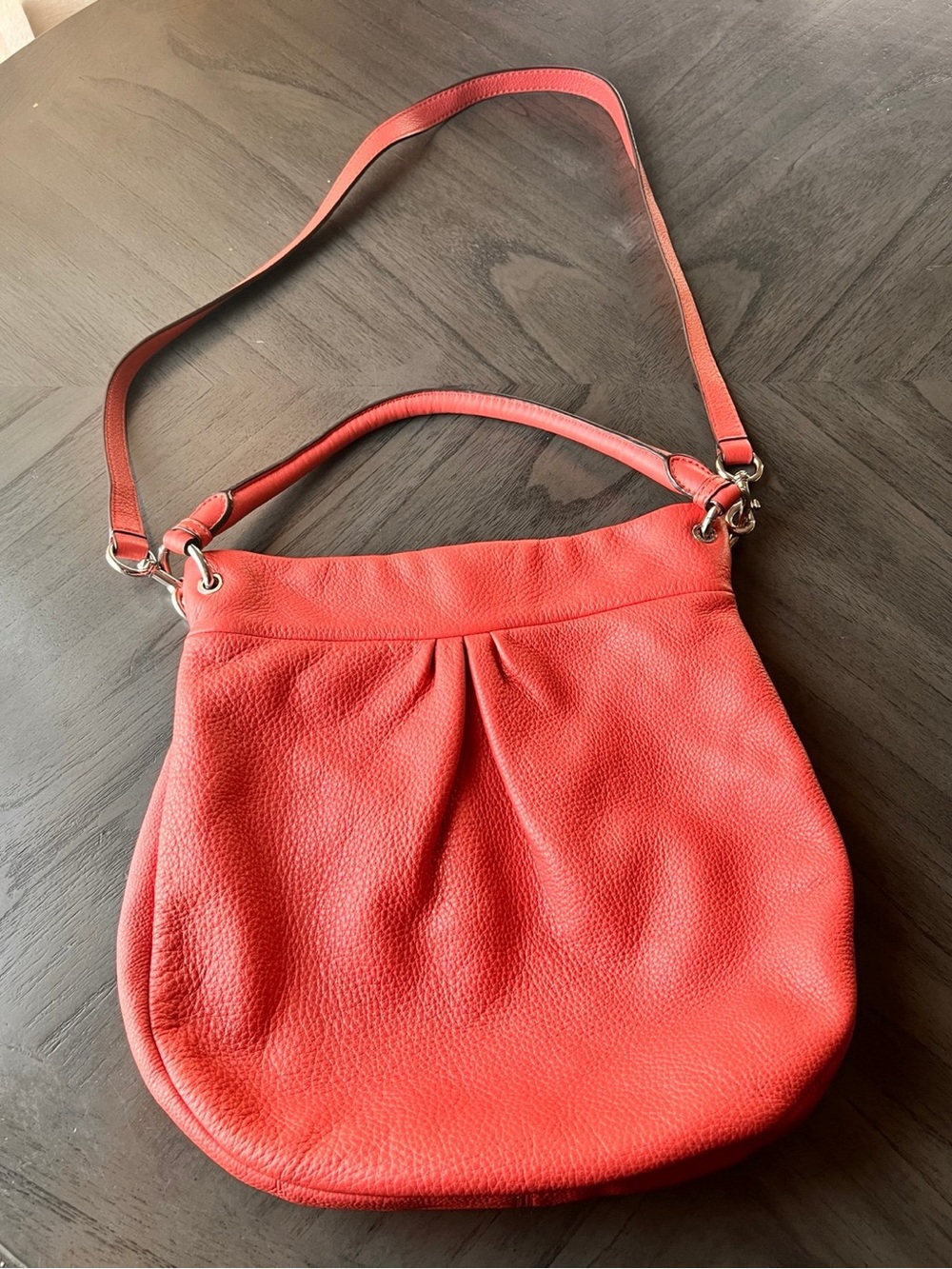 Marc Jacobs Coral Classic Q Leather Hillier Hobo Bag with Silver Hardware - Picture 12 of 12